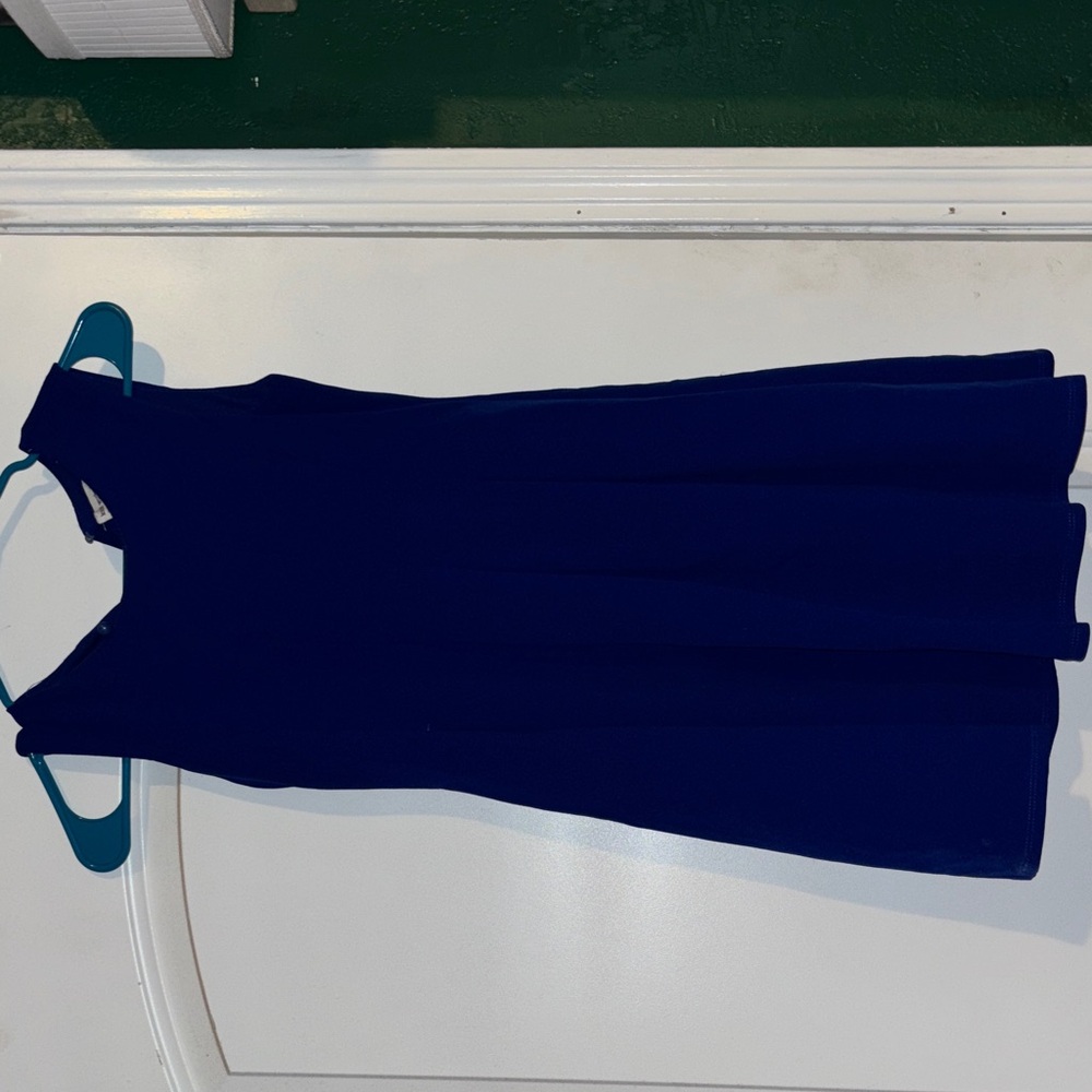 Elegant Blue Sleeveless Dress